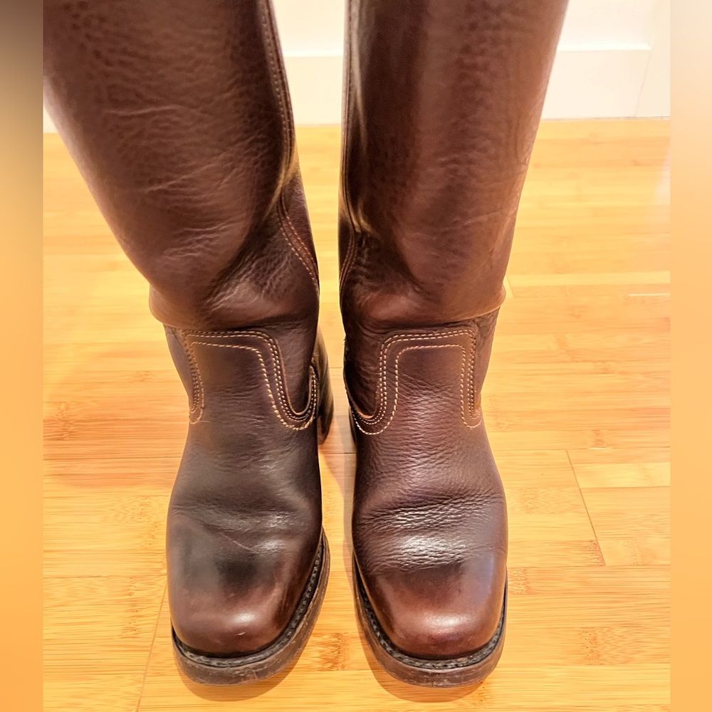 Frye Campus 14L Boots Size 6